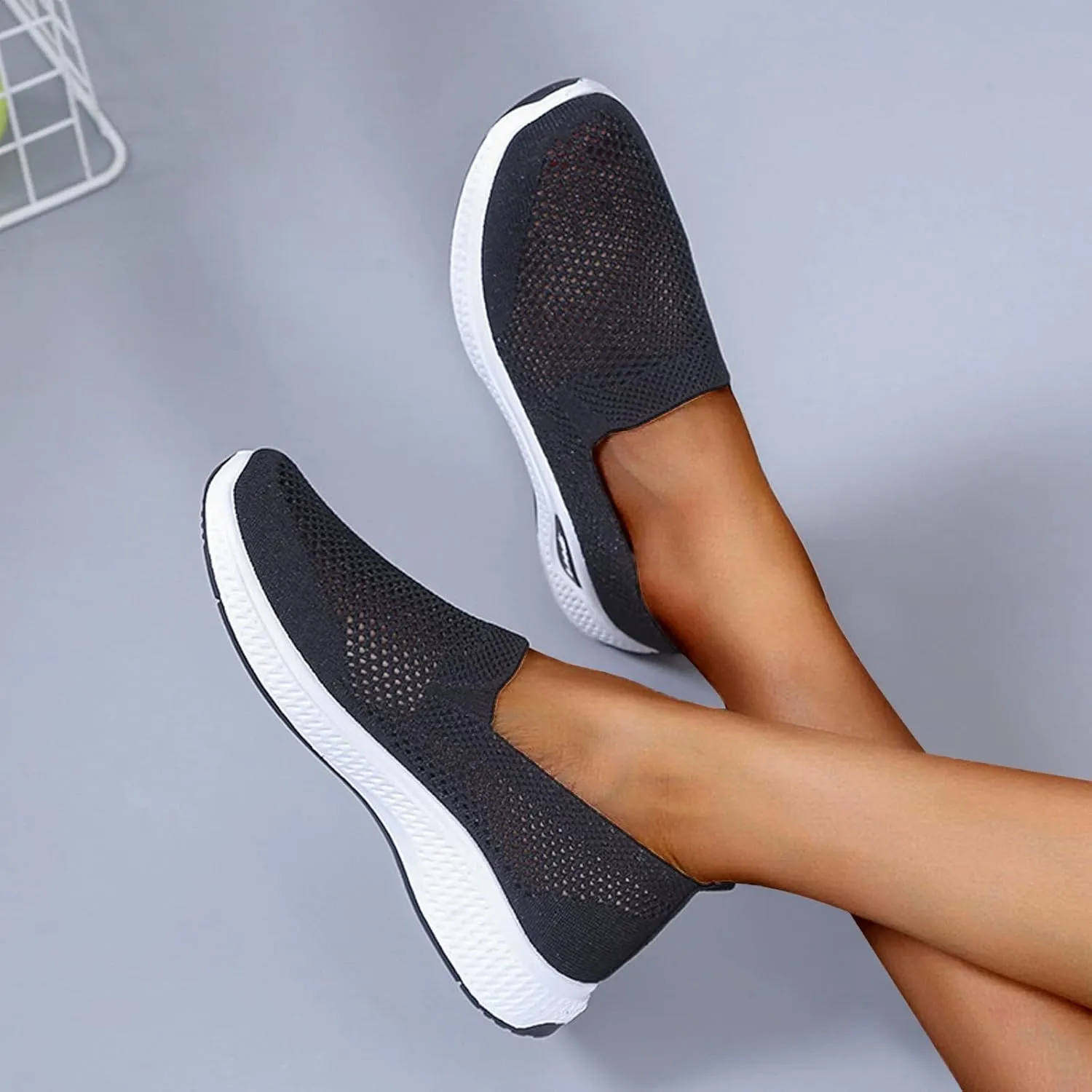 Women Casual Slip On Sneakers Breathable Walking Shoes Lightweight Canvas Comfortable Flats Non Slip Loafers